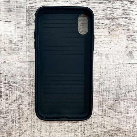 iPhone XR tough marble case - Picture 7 of 9